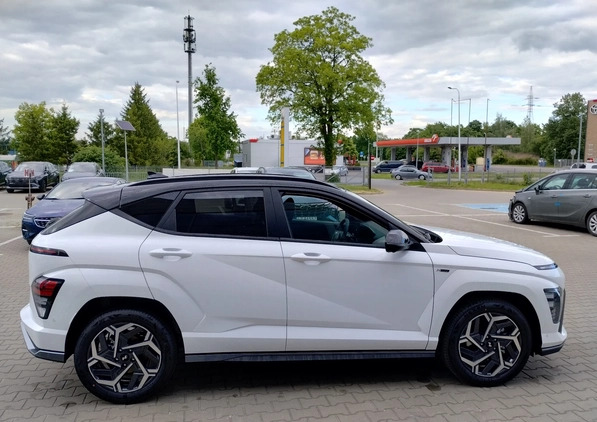 Hyundai Kona cena 151200 przebieg: 7, rok produkcji 2024 z Chociwel małe 497